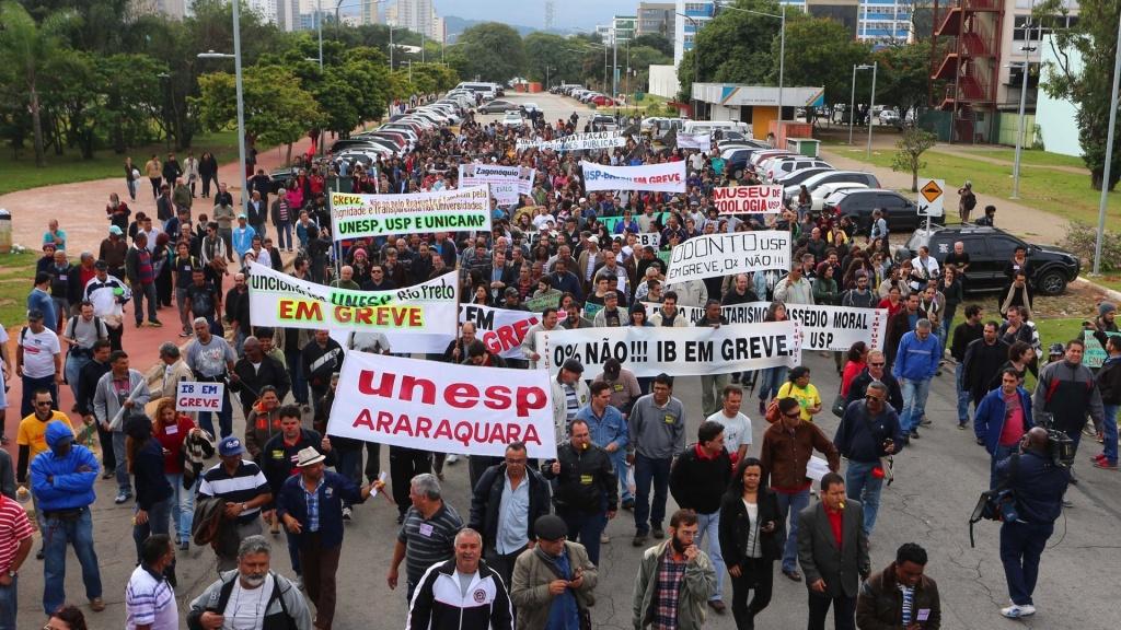 Crise na USP é agravada depois de corte de ponto