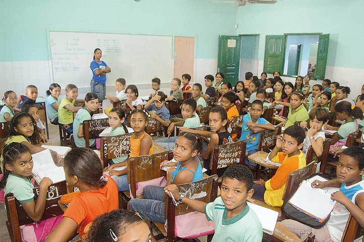 Ministério da Educação inicia consultas para construção da base nacional curricular 2