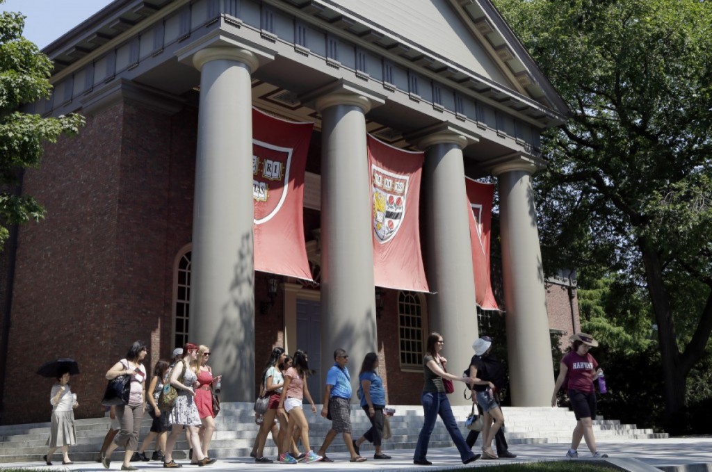 Asiáticos movem processo contra Harvard alegando discriminação no processo seletivo 2