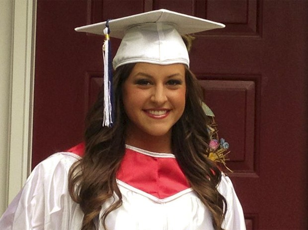 Filha coloca pais na justiça por eles não pagarem sua faculdade