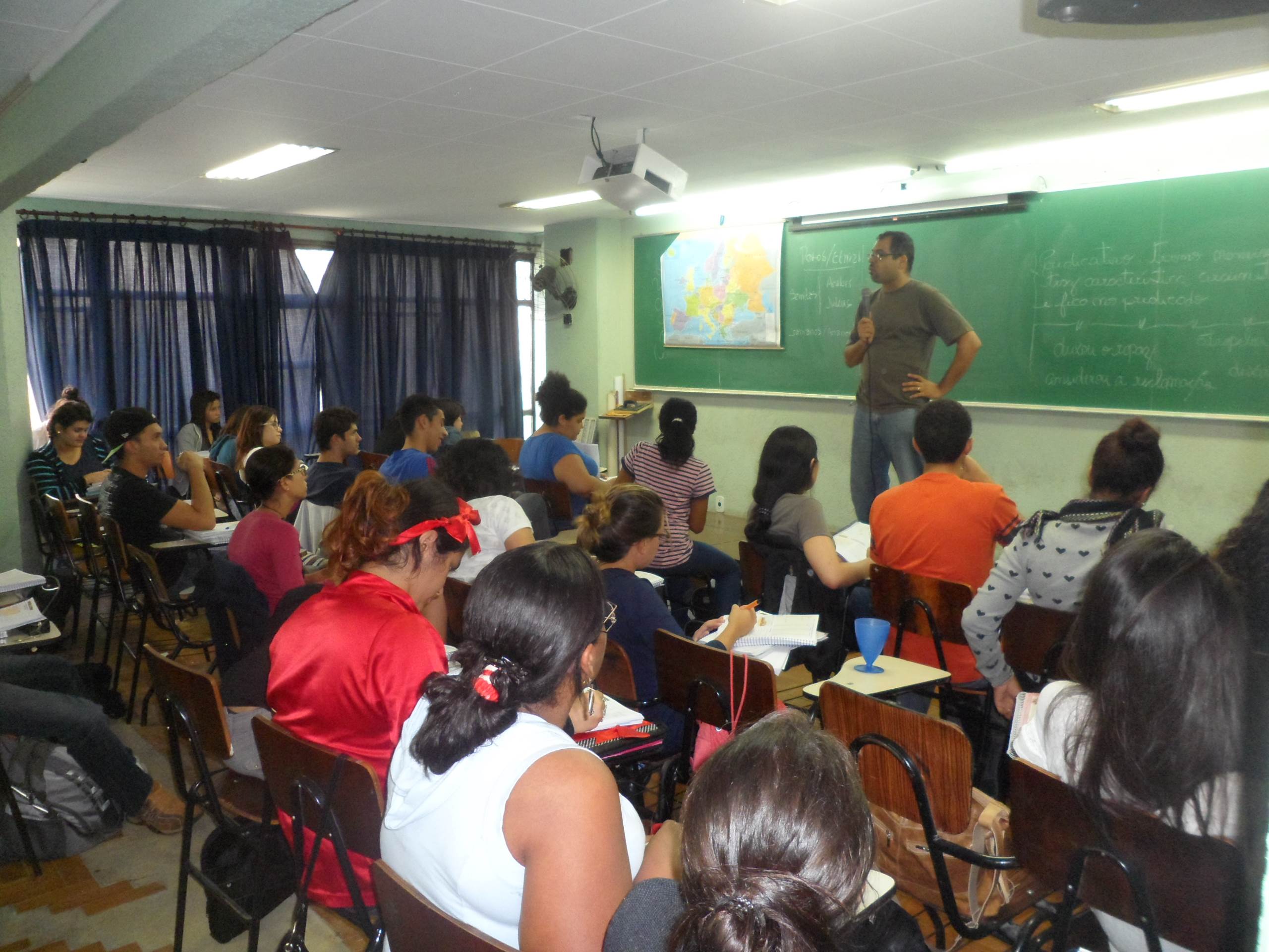 Abertas inscrições para vagas em curso pre vestibular da USP 2