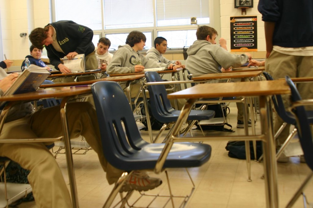 Apenas sete escolas públicas estão entre as 100 melhores pela média do ENEM 2013 2