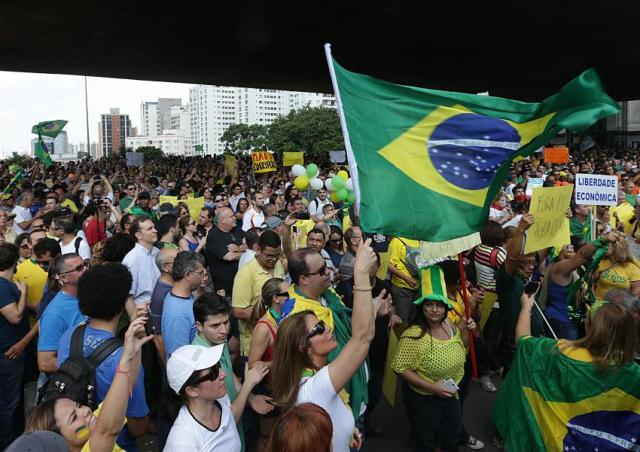 Manifestação Dilma