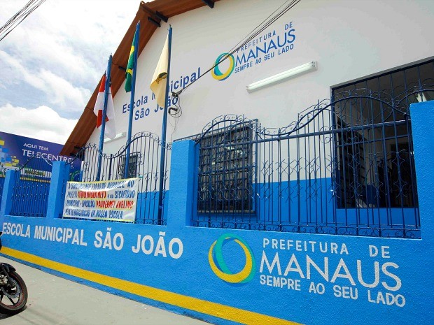 Manaus inicia período de matrículas para 1 e 2 ano do ensino fundamental