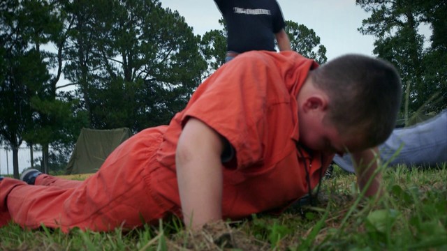 Acampamento militar para crianças malcriadas nos EUA gera polêmica