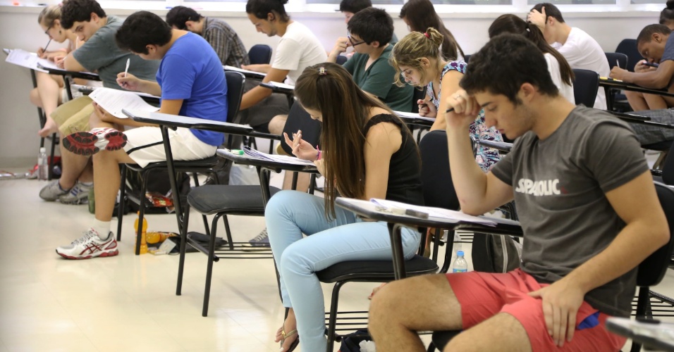 Fuvest divulga sétima chamada do Vestibular 2015 2