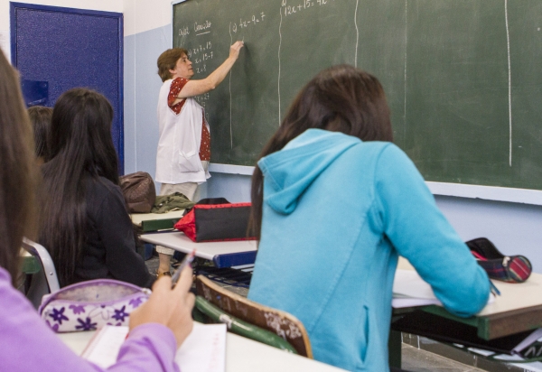 Currículo do ensino médio público será flexível em São Paulo 2