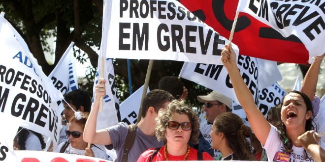 Termina greve dos professores na UFRJ 2