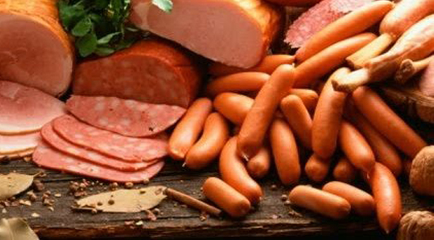 Perigos das carnes processadas para a saúde