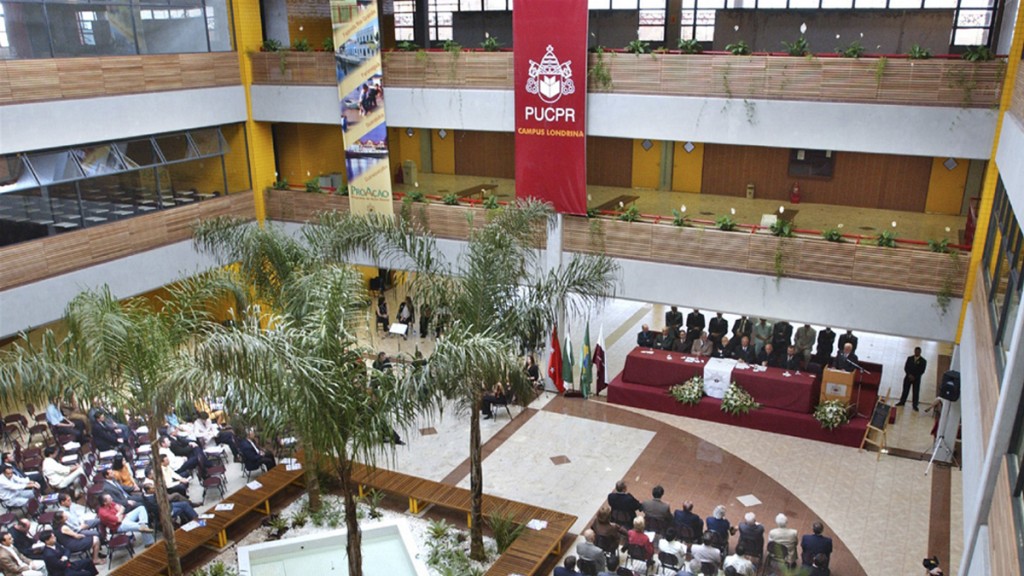 PUC do Paraná abre inscrições de vestibular com vagas no interior do estado 3