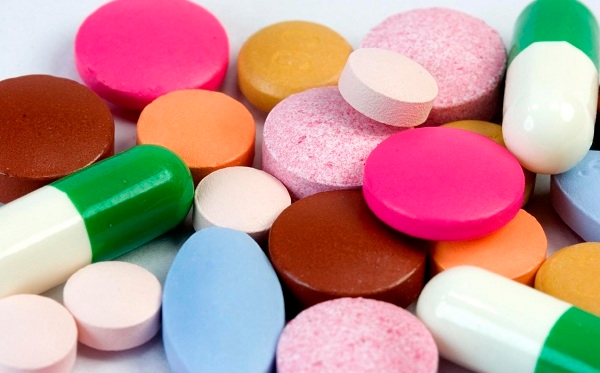 Quais as diferenças entre antibióticos e anti-inflamatórios