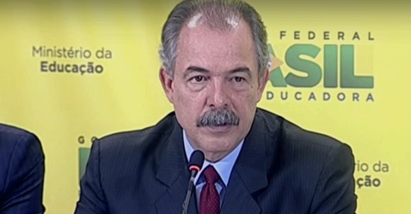 MEC divulga calendário do ENEM para 2016 2