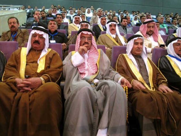 Qual diferença entre curdos e sunitas