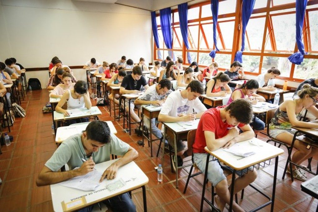 Inscrições para vestibular da Universidade Estadual de Maringá termina hoje 2