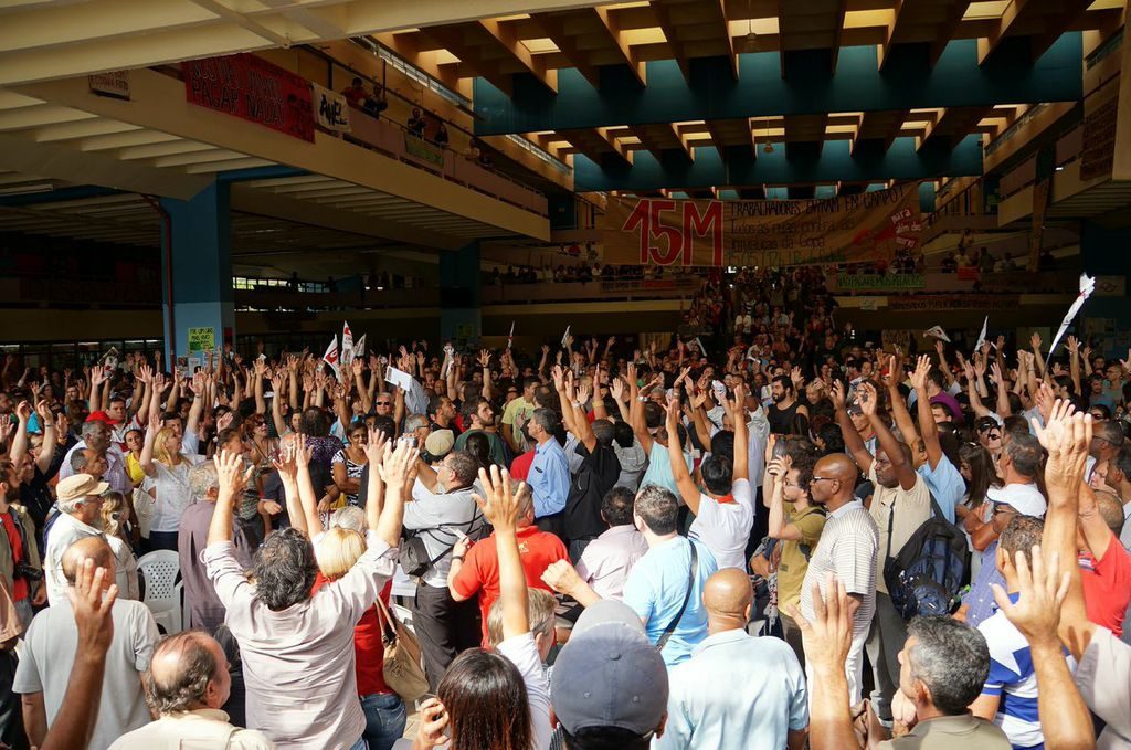 Funcionários das USP decidem encerrar greve