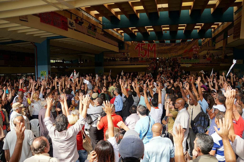 Funcionários das USP decidem encerrar greve