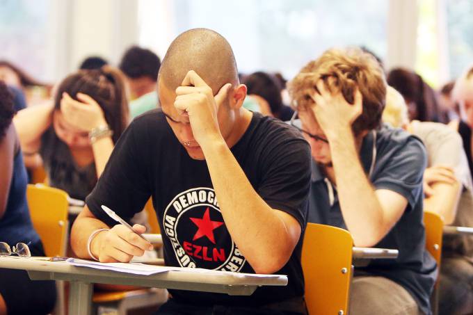 600 mil pessoas trabalham em segurança e logística do Enem 2018