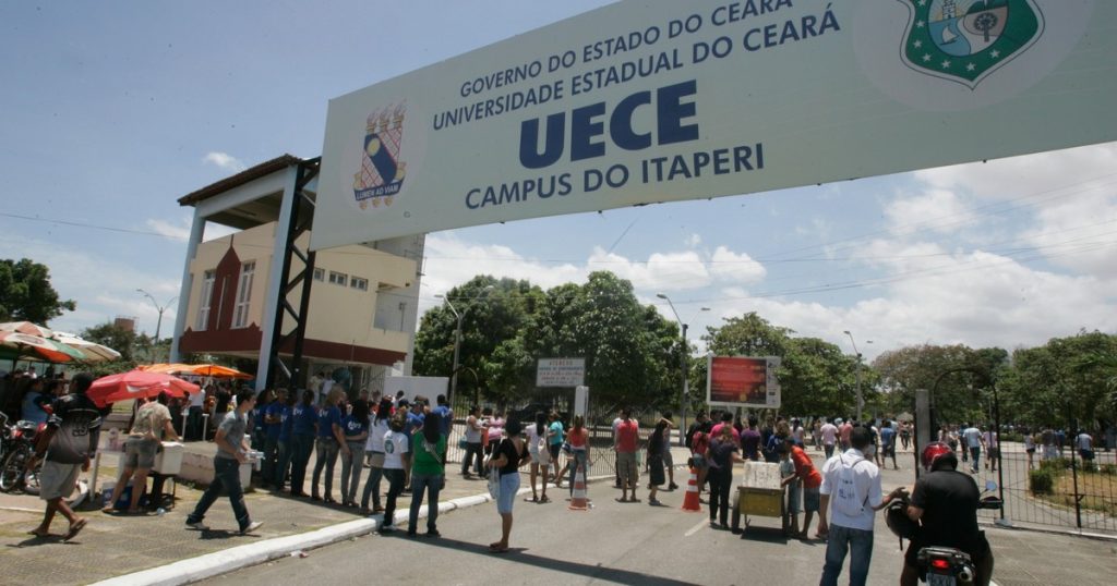Universidade Estadual do Ceará (UECE) libera listão do vestibular de inverno