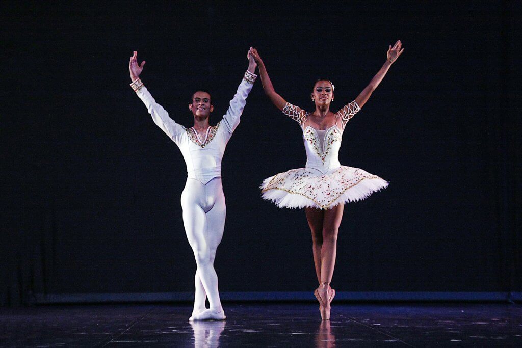 Saiba mais sobre a carreira de dança