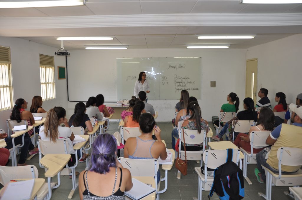 Universidade Estadual da Paraíba oferece vagas em cursinho Pró-Enem 2017