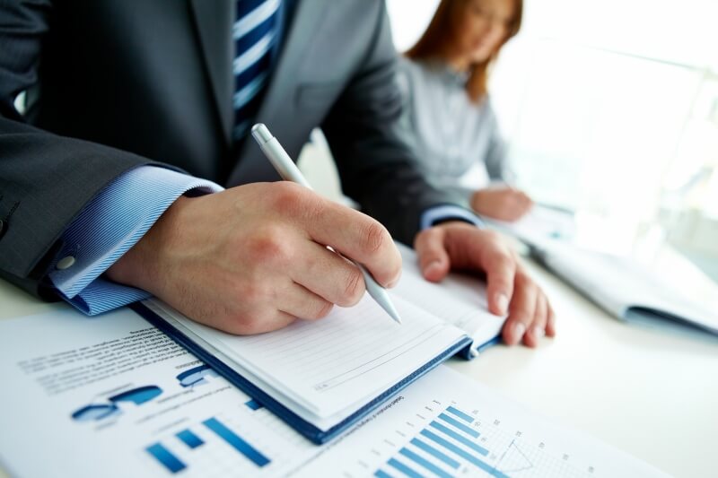 Saiba o que faz o técnico em administração pública