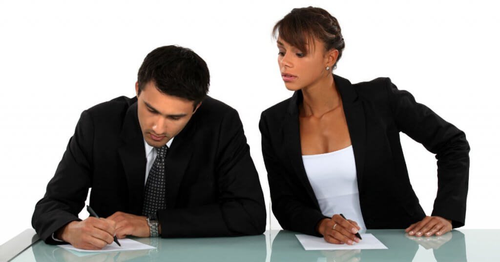 Maioria dos estudantes chegam à universidade sem saber o que é plágio