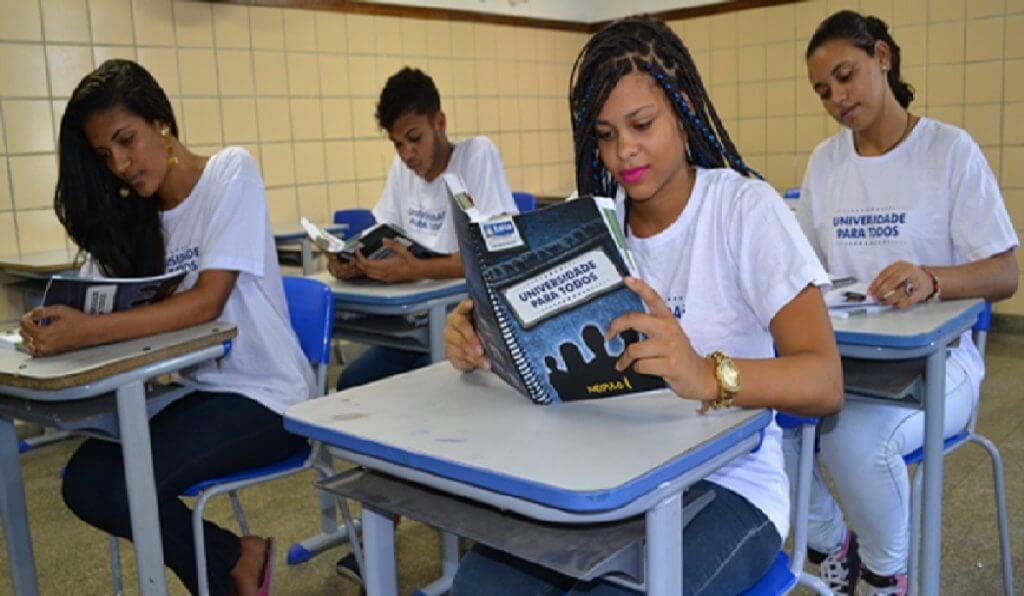 Cursinho Universidade Para Todos abre vagas na Bahia