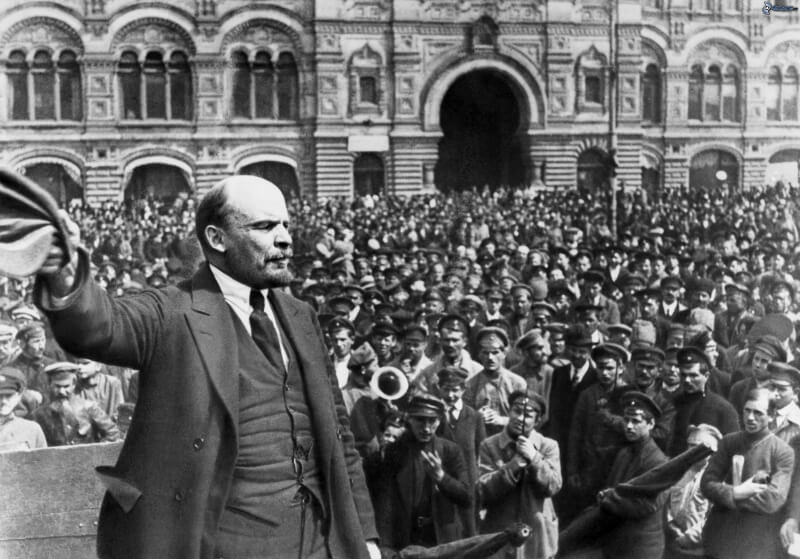 Revise alguns dos principais fatos sobre a Revolução Russa