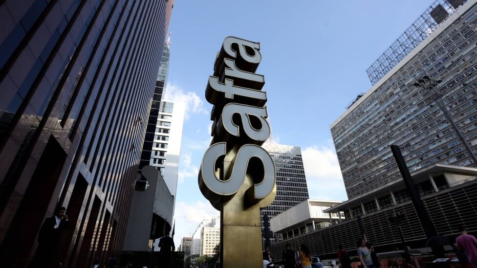 Safra abre inscrições para programa de Trainee