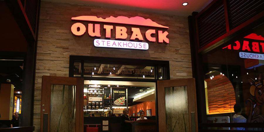 Bloomin’ Brands abre vagas de estágio para estudantes de nível superior