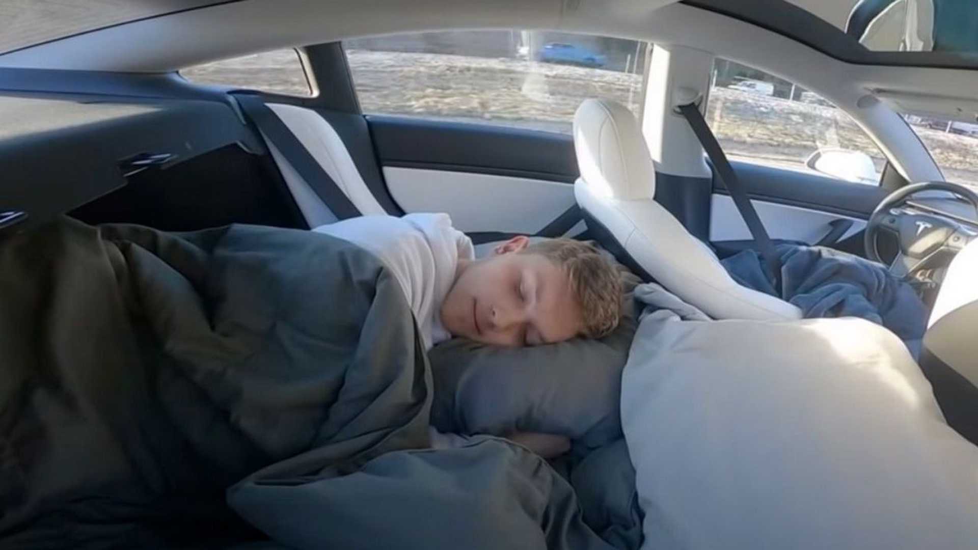 Por que viajar de carro dá sono?